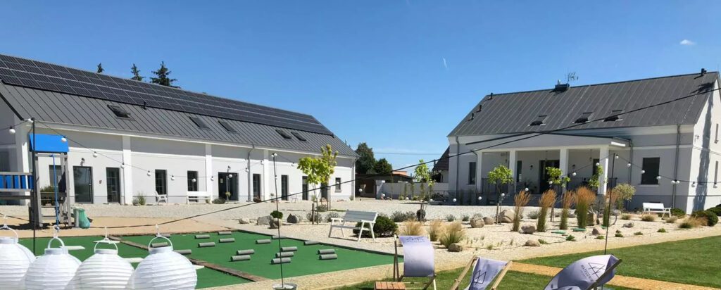 Folwark Dworek i Spichlerz