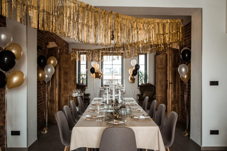 Wielkie Sale na Sylwester